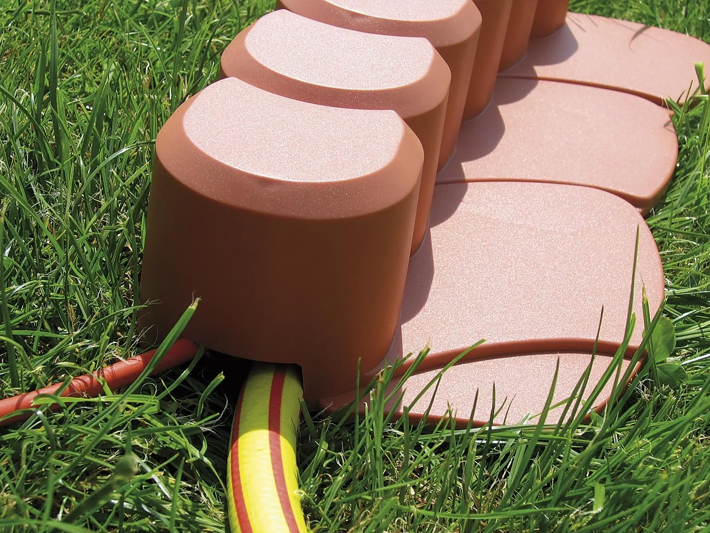 Beeteinfassung HAPPY GRASS, terrakotta - 16 Stück - 2,05 m - 6