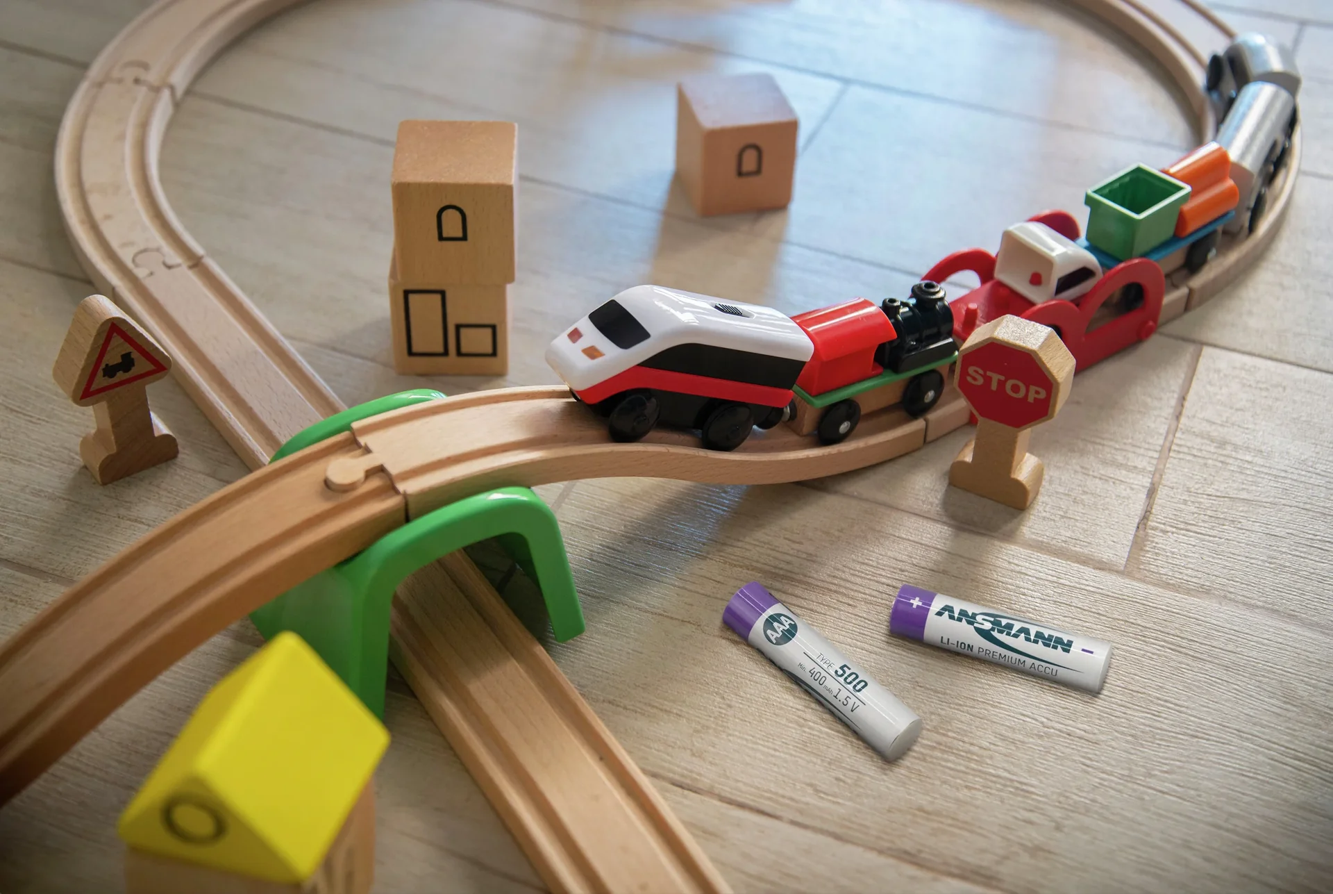 Lithium Ionen Micro (AAA) Akkus USB-C - 4 Stück, Sicherheitsabschaltung - 11