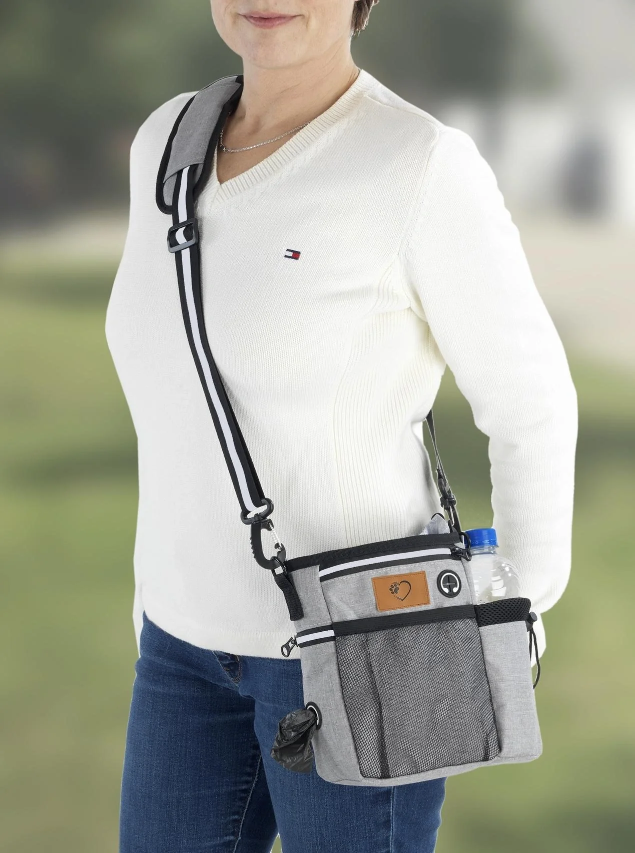 Futterbeutel "Gassi-Geh-Organizer", Umhängetasche mit Trageriehmen, Grau - 11