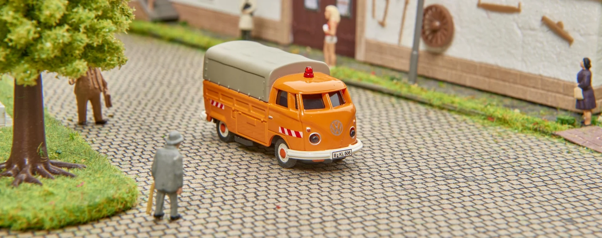 Bus VW T1 Bus Pritsche Kommunal 100 % RTR 1:87 - 6