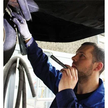 Aufladbare Taschenlampe Blitz-Feder-R 100 lm - 11