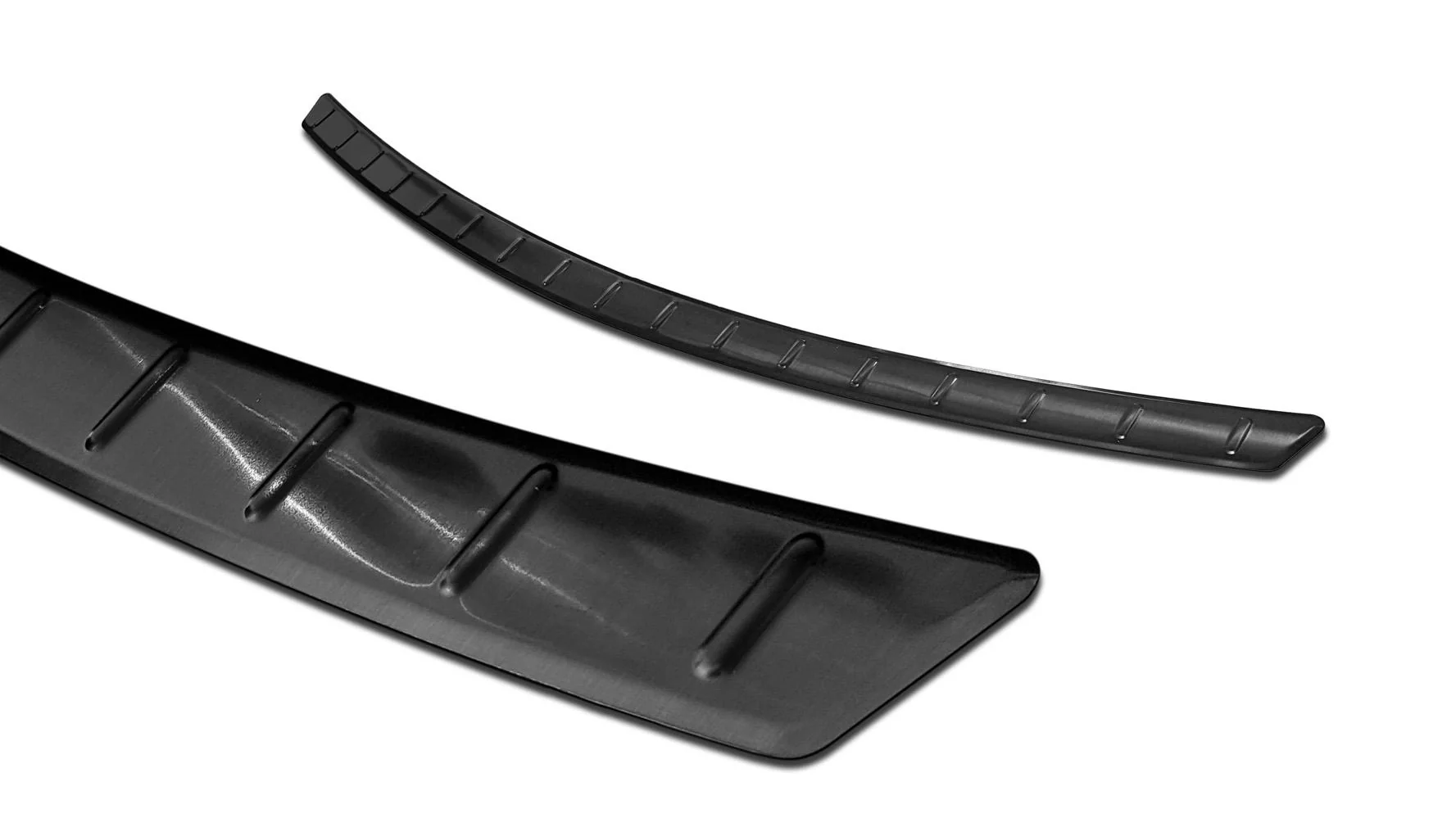 Edelstahl Ladekantenschutz, Mercedes C Klasse Coupe II C205 AMG, C43, C63,2019> - graphite/black. Gebürstet - 1
