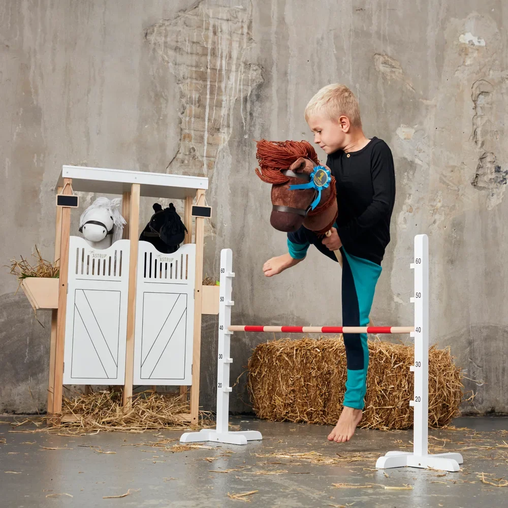 by-Astrup-Pferdestall-fuer-Hobby-Horses-455866_8.jpg