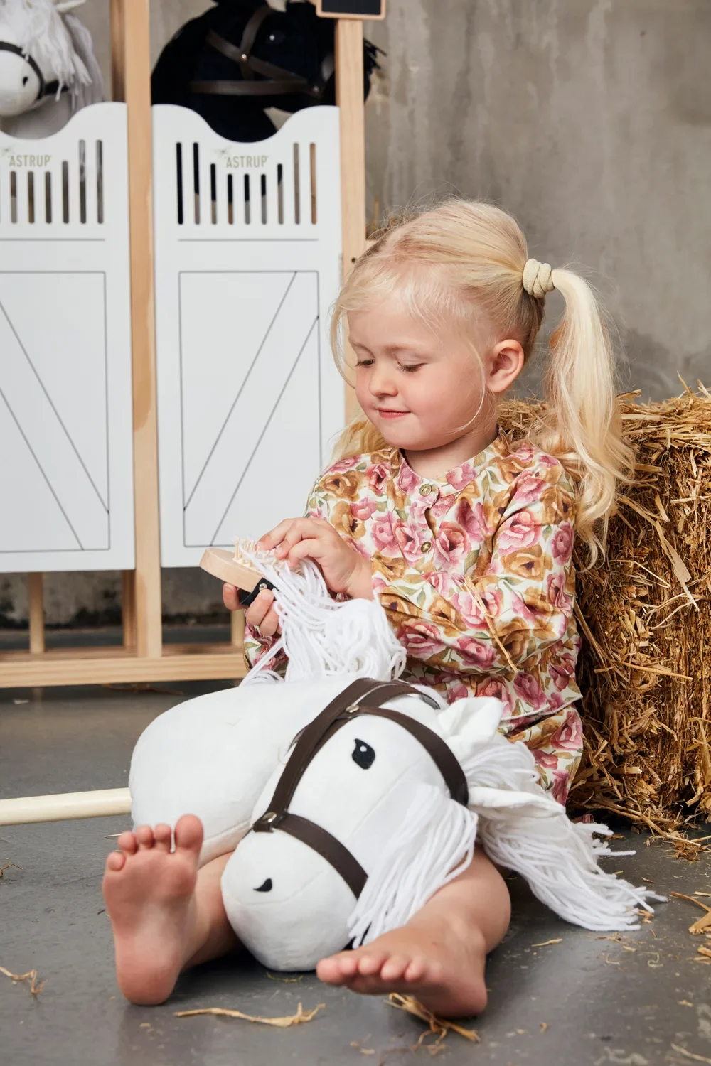 by-Astrup-Hobby-Horse-Steckenpferd-weiss-455697_6.jpg