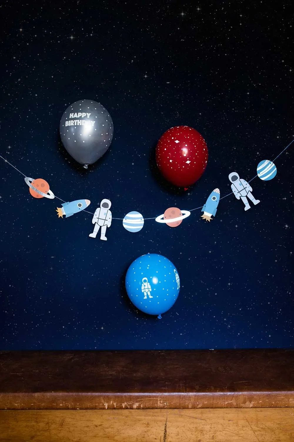 Ava-und-Yves-Luftballons-Weltraum-Naturkautschuk-464434_4.jpg