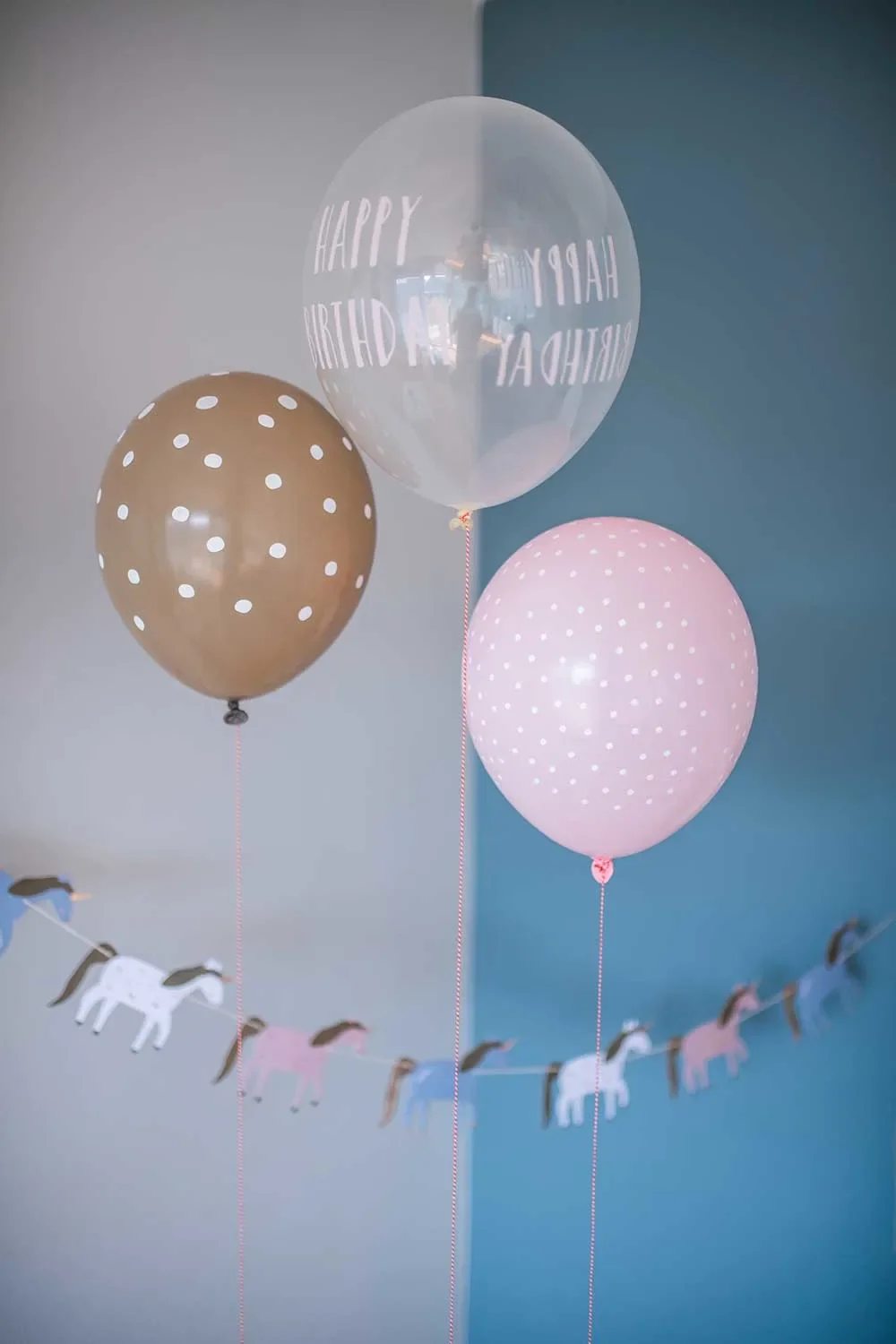 Ava-und-Yves-Luftballons-Einhorn-Naturkautschuk-464314_3.jpg