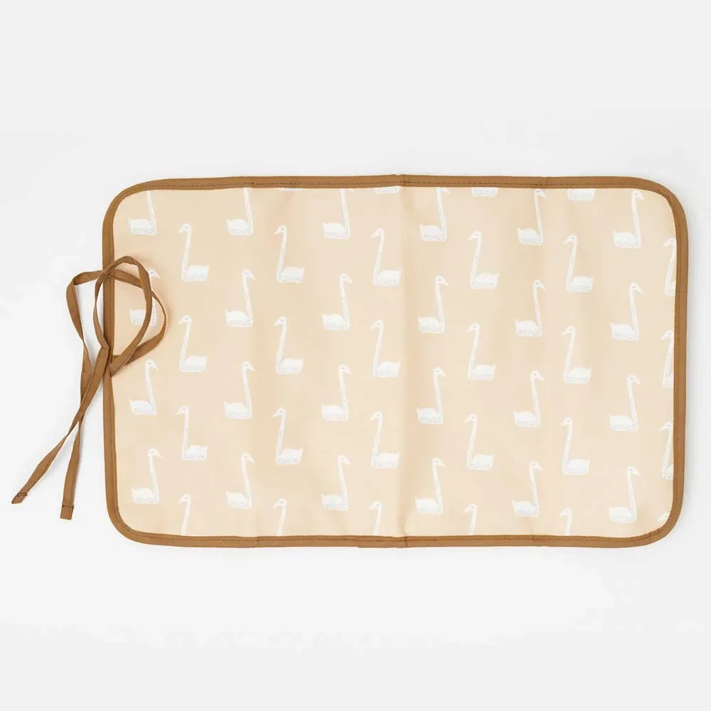 Fresk-Wickeltasche-Schwaene-467695_4.jpg