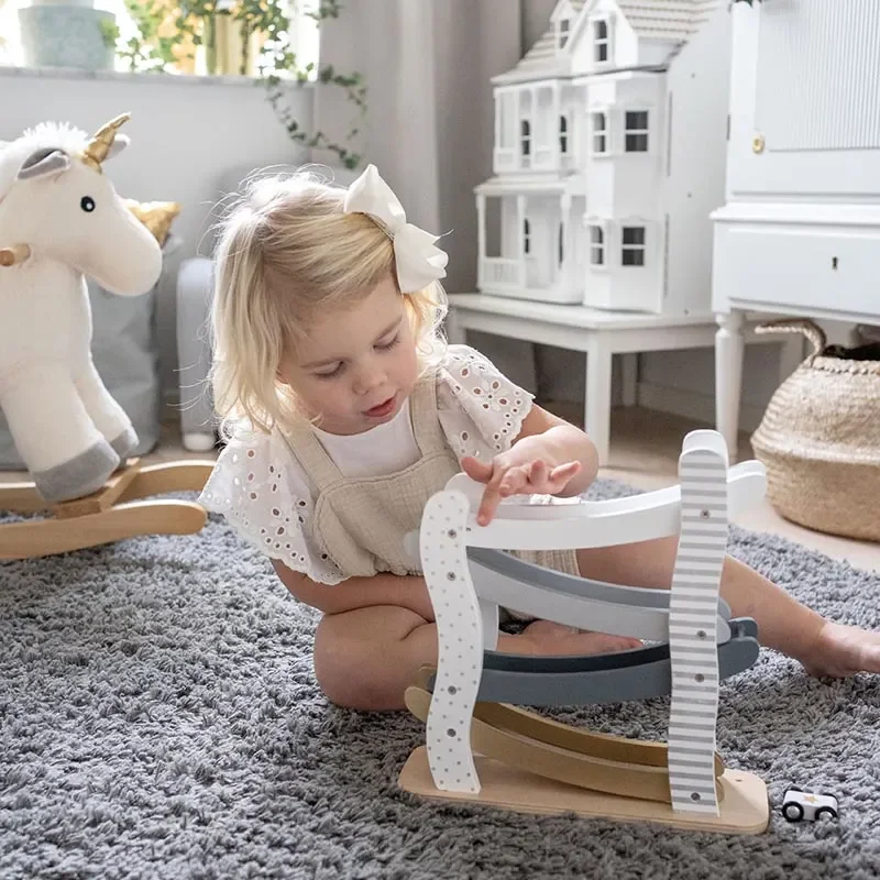 Jabadabado-Kinderspielzeug--Holzspielzeug--Autorutsche-mit-Autos-Silber-99925140_2.jpg