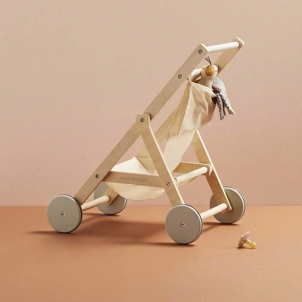 Kids-Concept-Puppen-Buggy-Holz-natur-465316_3.jpg