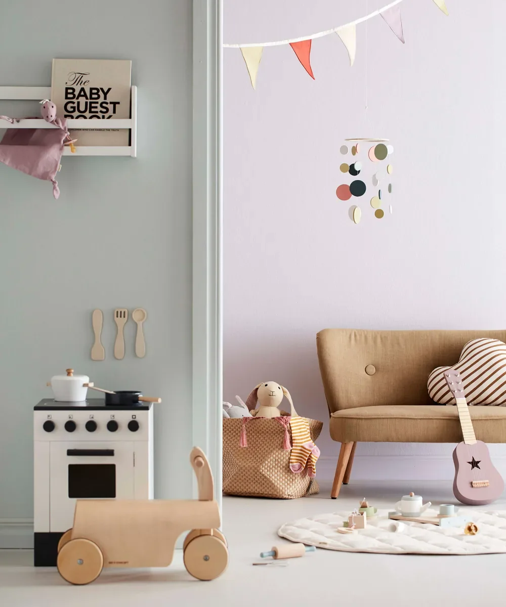 Kids-Concept-Stoff-Wimpelgirlande-rot-lila-459550_2.jpg