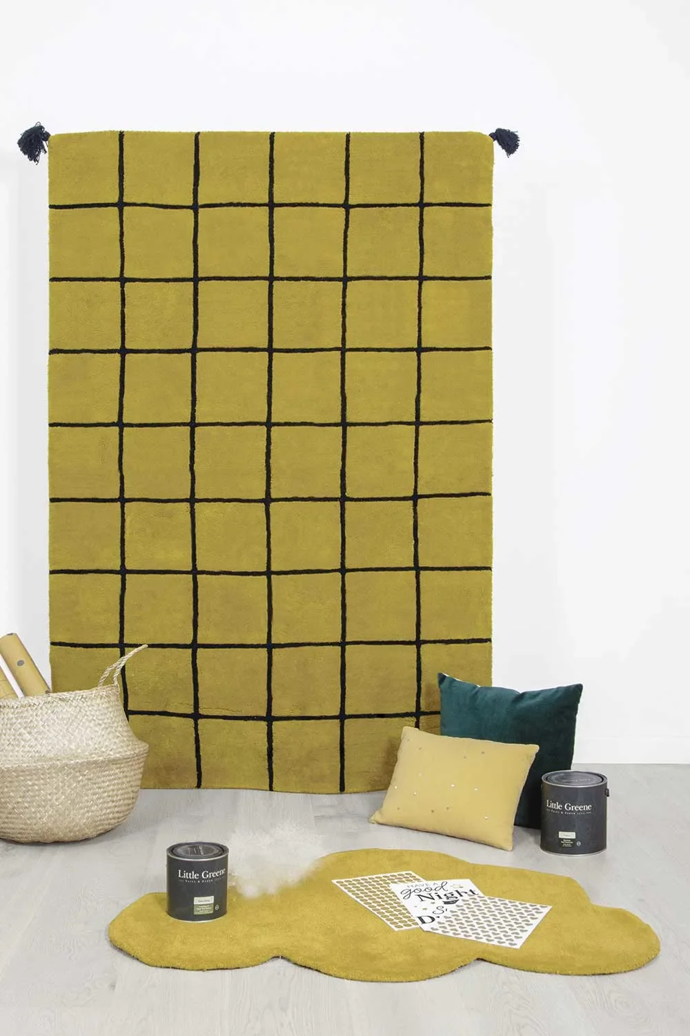 Lilipinso-Teppich-Rasterkaro-schwarz-auf-senf-120-x-170-cm-464092_1.jpg