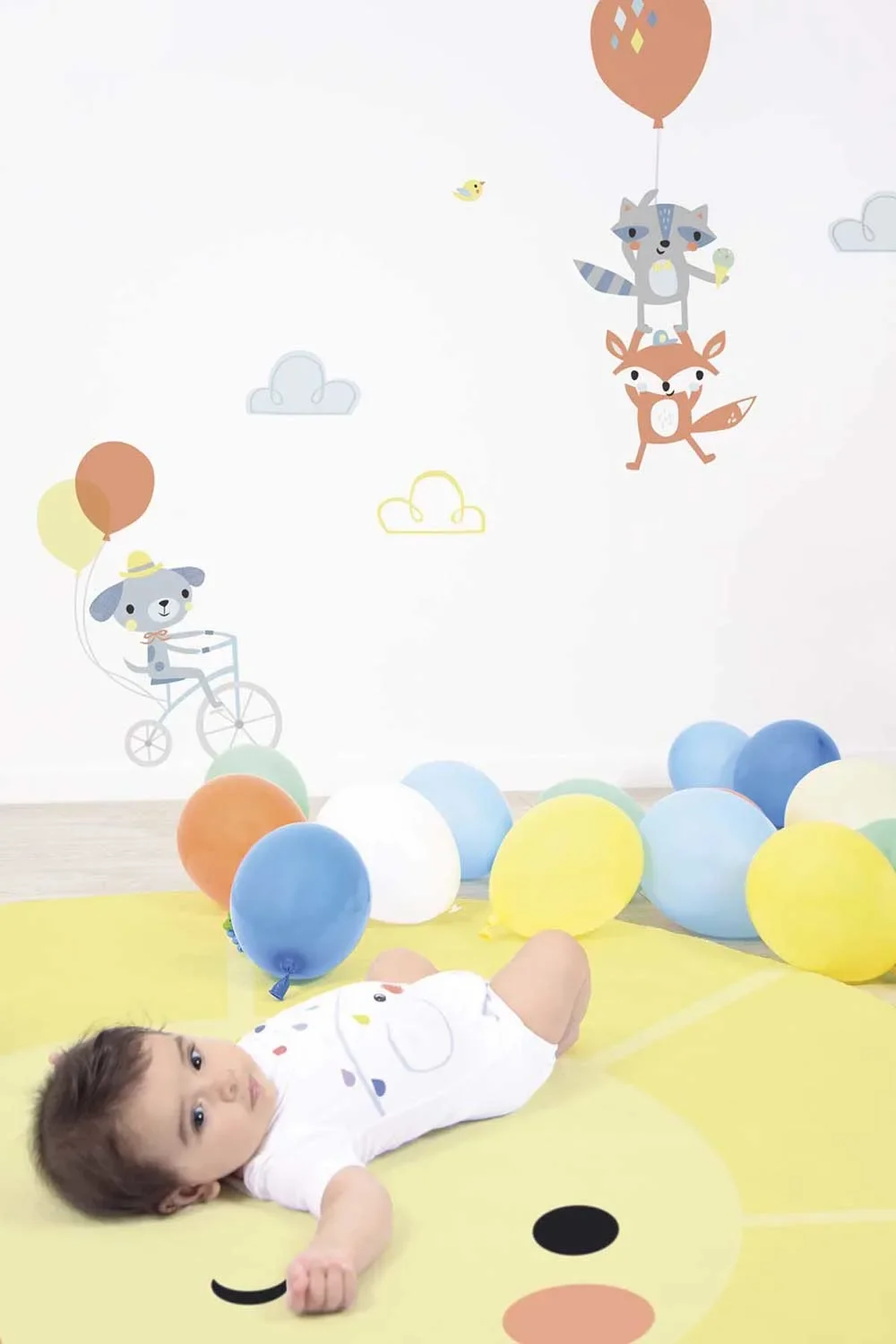 Lilipinso-Wandsticker-A3-Froehliche-Tiere-mit-Ballons-mehrfarbig-467457_2.jpg