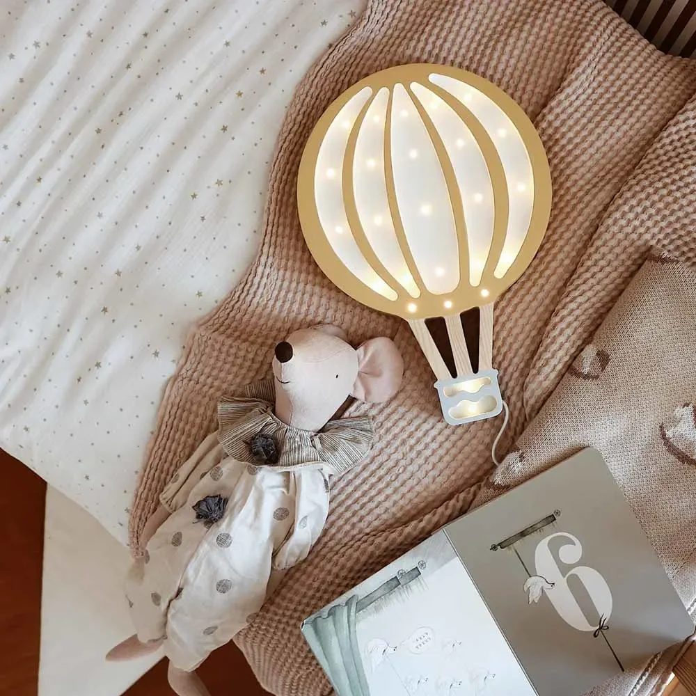 little-lights-Led-Deko-Kinderlampe-Heissluftballon-senfgelb-461704_1.jpg