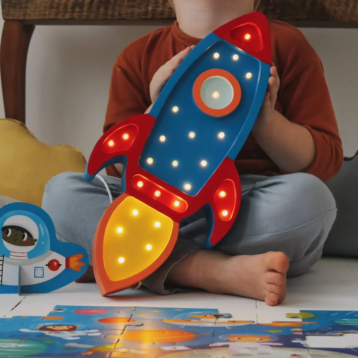 Little-Lights-Nachtlicht-Kinder--Nachtlampe-Raketenschiff-100--Kiefernholz-natur-99924056_3.jpg