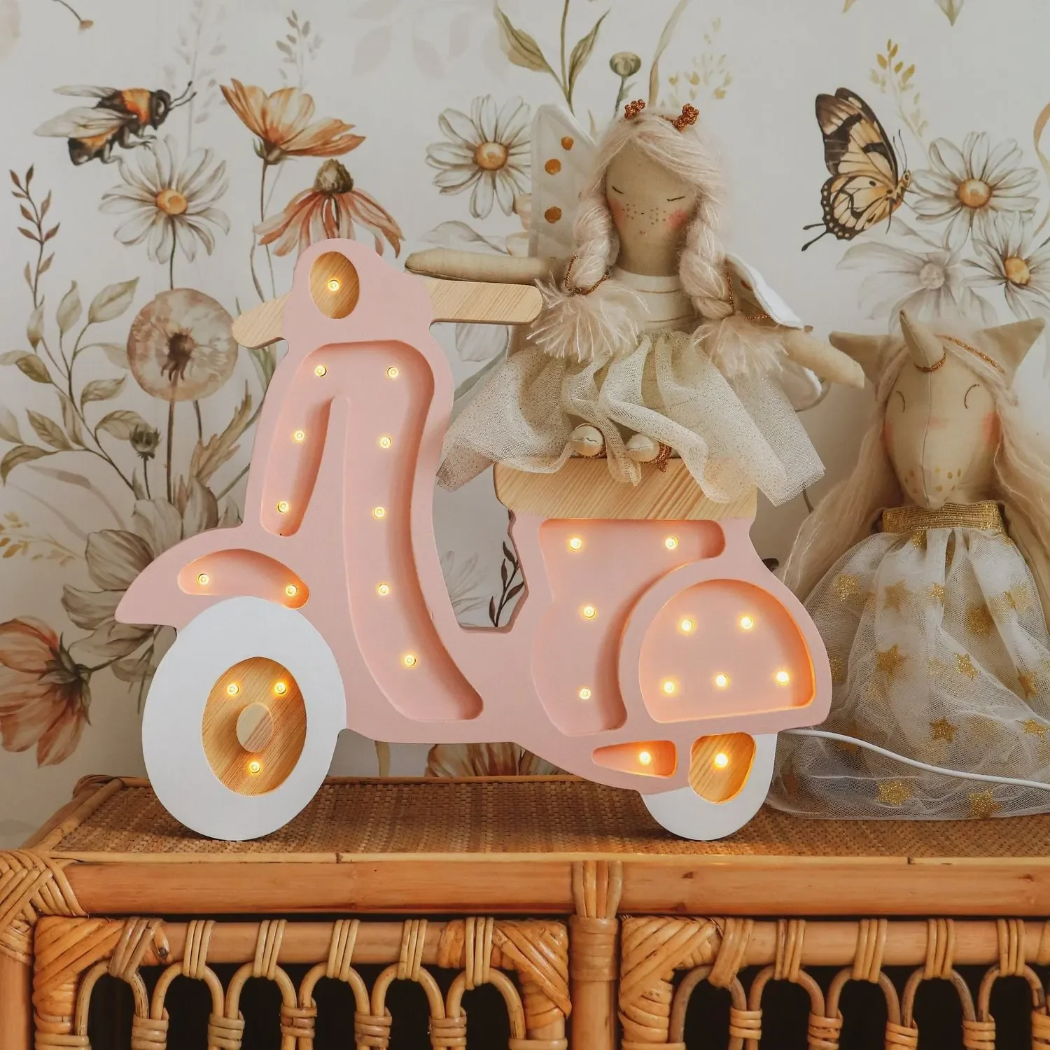 Little-Lights-Nachtlicht-Kinder--Nachtlampe-Vespa-Roller-100--Kiefernholz-natur-99924055_5.jpg