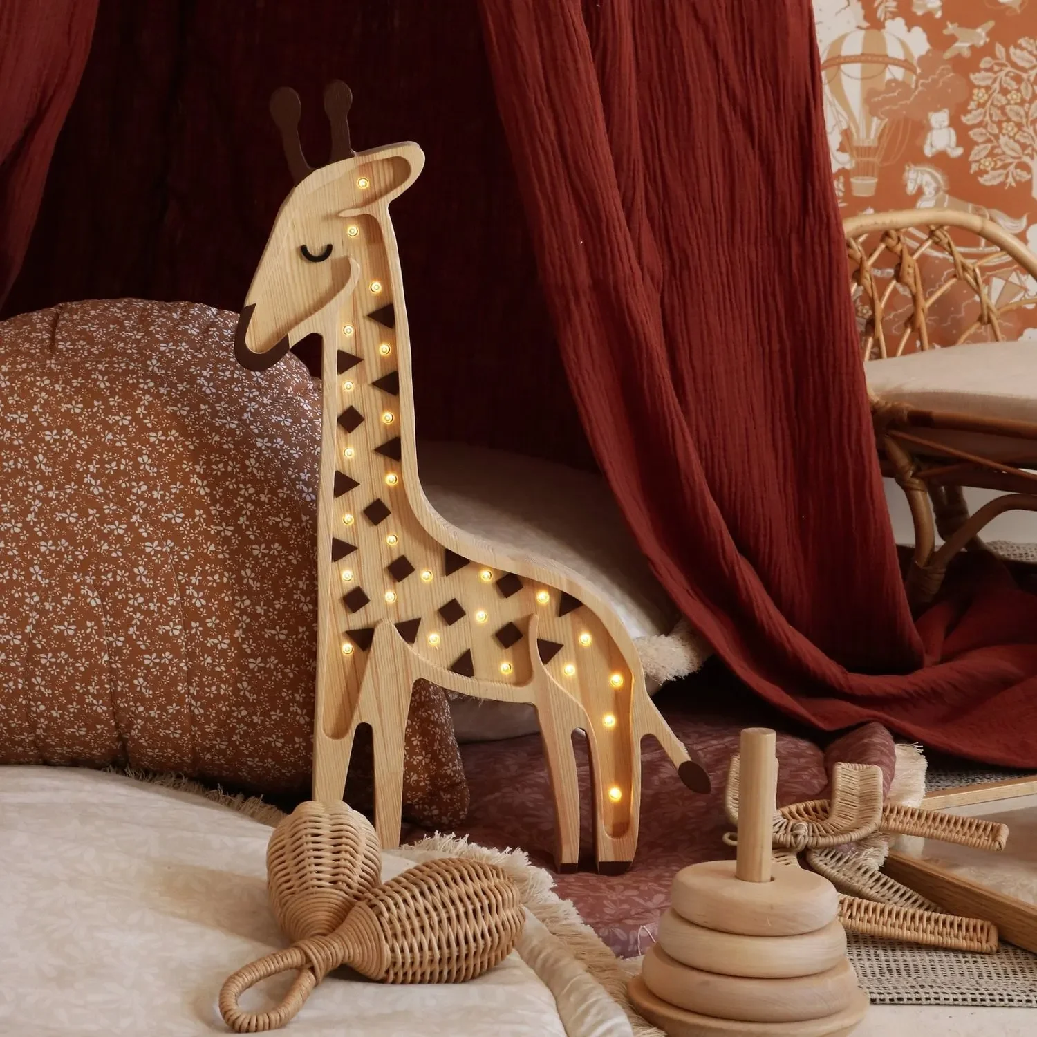 Little-Lights-Nachtlicht-Kinder--Nachtlampe-Giraffe-100--Kiefernholz-natur-99924040_7.jpg