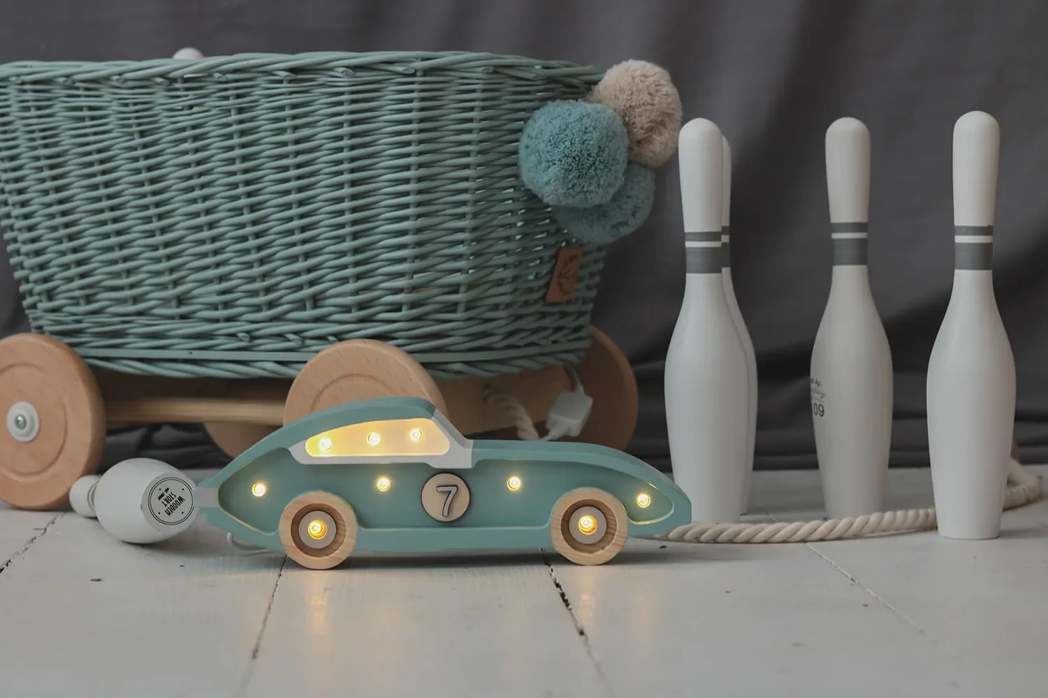 little-lights-Led-Deko-Kinderlampe-Mini-Rennwagen-blau-465745_3.jpg