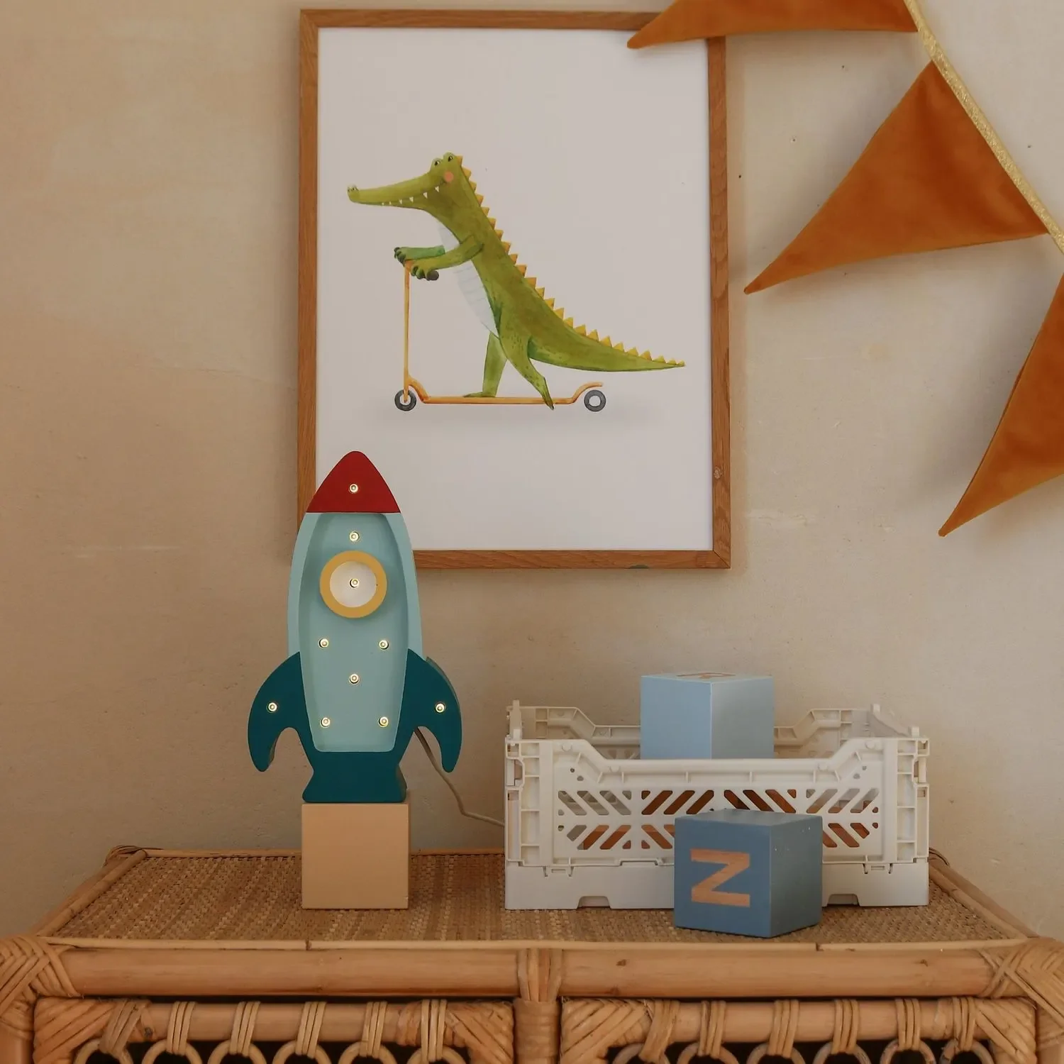 Little-Lights-Nachtlicht-Kinder--Nachtlampe-Mini-Raketenschiff-100--Kiefernholz-natur-99924057_9.jpg