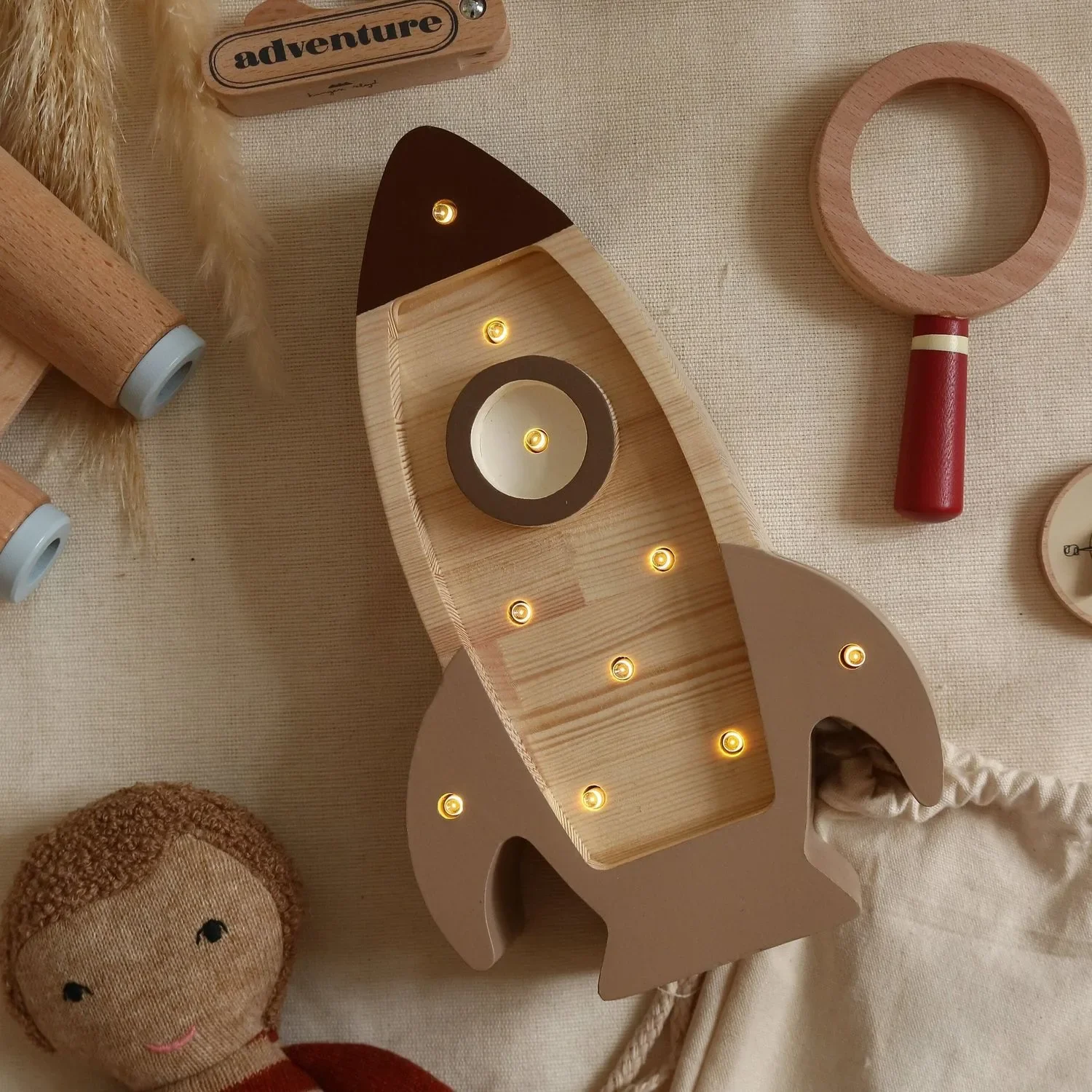 Little-Lights-Nachtlicht-Kinder--Nachtlampe-Mini-Raketenschiff-100--Kiefernholz-natur-99924057_13.jpg