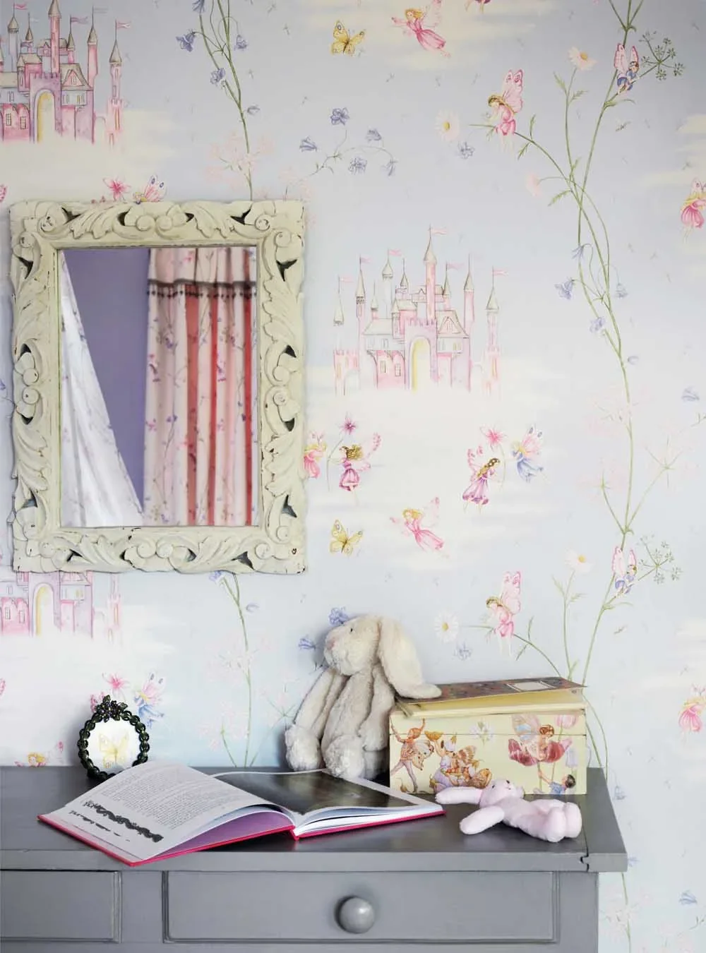 Little-Sanderson-Abracazoo-Tapete-Maerchenschloss-hellblau-lila-pink-466396_3.jpg