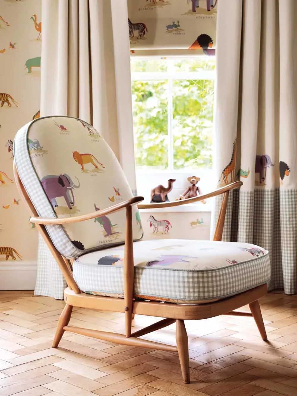Little-Sanderson-Abracazoo-Motivstoff-Safari-Tiere-aqua-lila-orange-465005_2.jpg