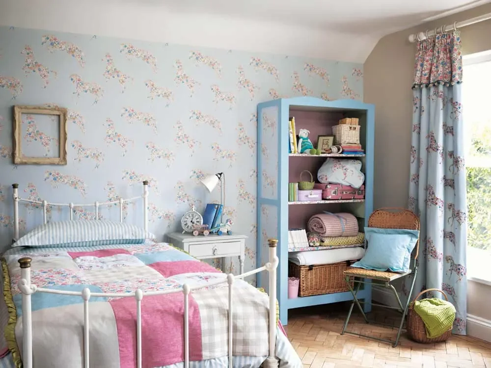 Little-Sanderson-Abracazoo-Motivstoff-appliziert-Pferde-creme-hellblau-466121_6.jpg