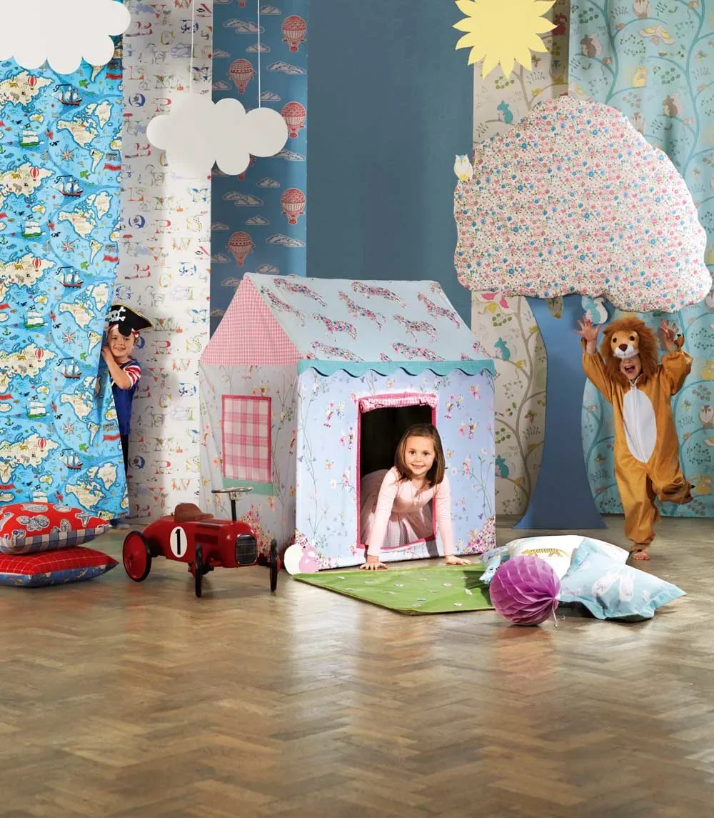 Little-Sanderson-Abracazoo-Karostoff-Whitby-pink-456982_1.jpg