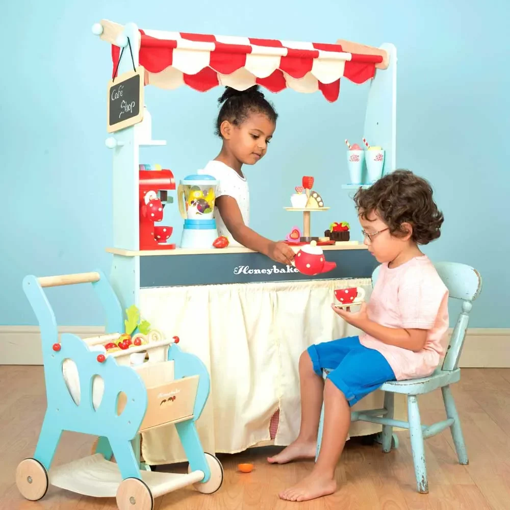 Le-Toy-Van-Verkaufsstand-und-Cafe-Honeybake-466702_7.jpg