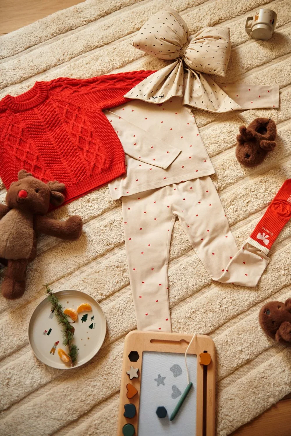 Liewood-Rentier-Plueschtier--Kuscheltier-Reh--Weihnachtsteddy-Berto-99932796_2.jpg