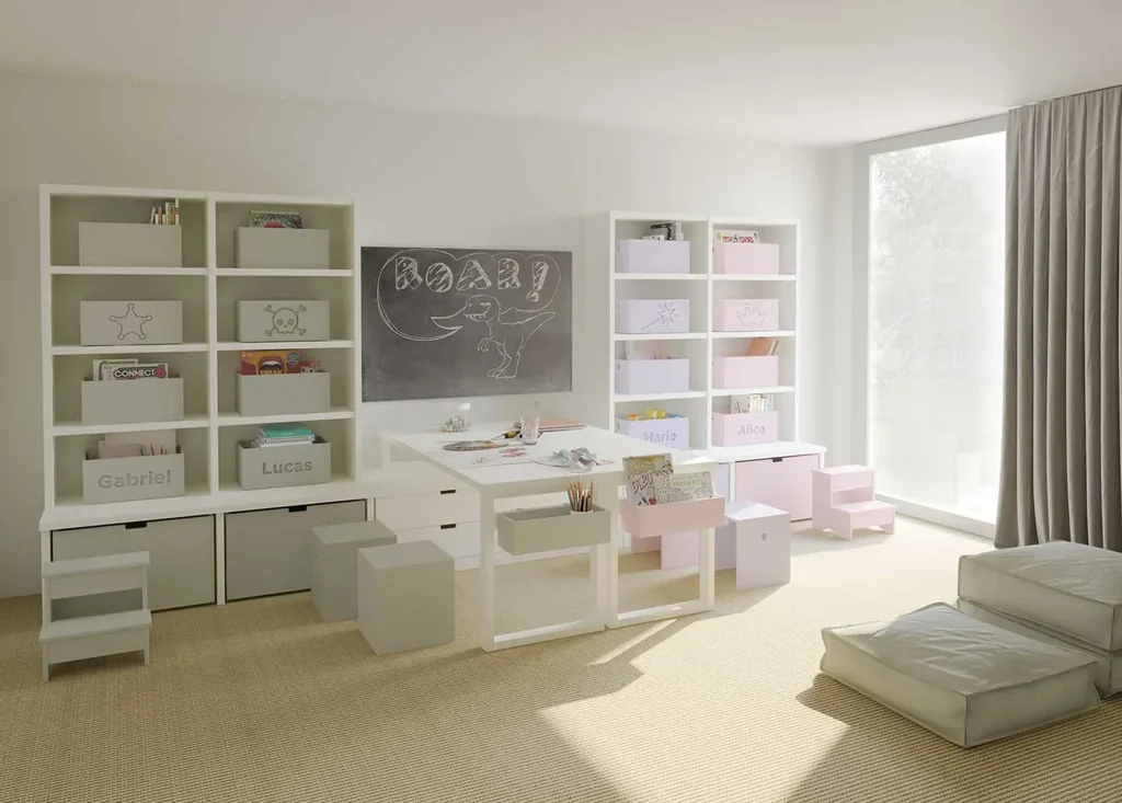 Muba-Bespoke-kleiner-Tritt-Holz-466736_2.jpg