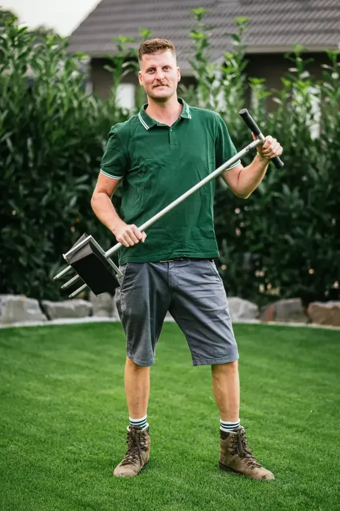 [BONI-6-612000] Rasenspecht, Stahl, 86cm bis 180cm, mit Auffangwanne, 3er Hohlspoon 20mm, anthrazit.webp