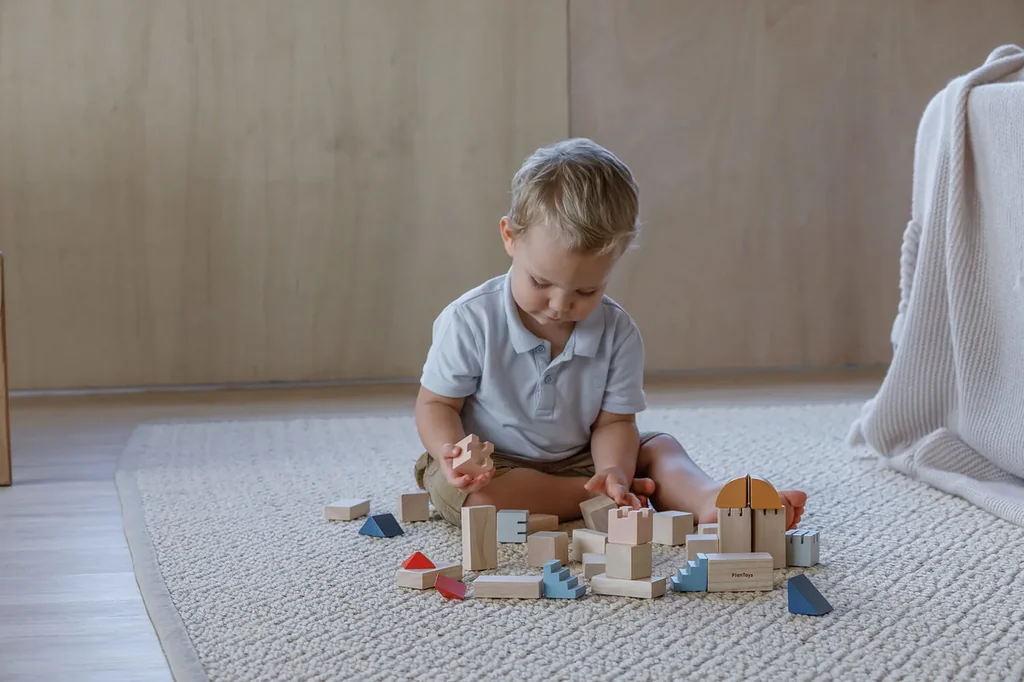 Plan-Toys-Baukloetze-Orchard-Holz-bunt-458694_1.jpg