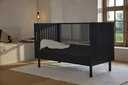 Quax-HAI-NO-KI-Rausfallschutz-fuer-Babybett-Esche-schwarz-70-x-140-461719_4.jpg