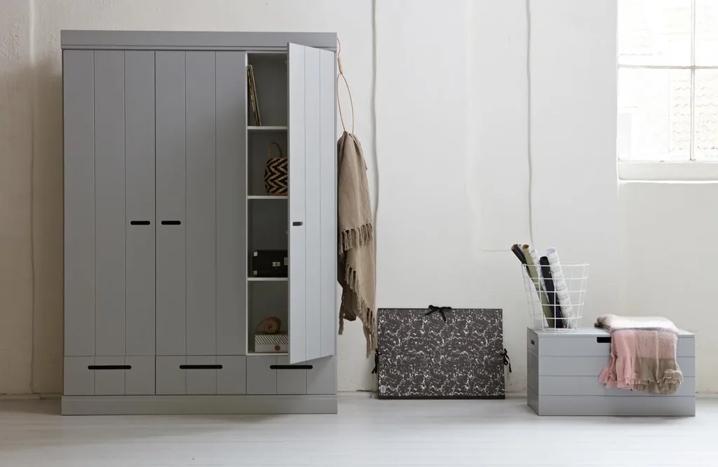 WOOOD-Schrank-3-tuerig-erweiterbar-Schubladen-Holz-grau-455728_4.jpg