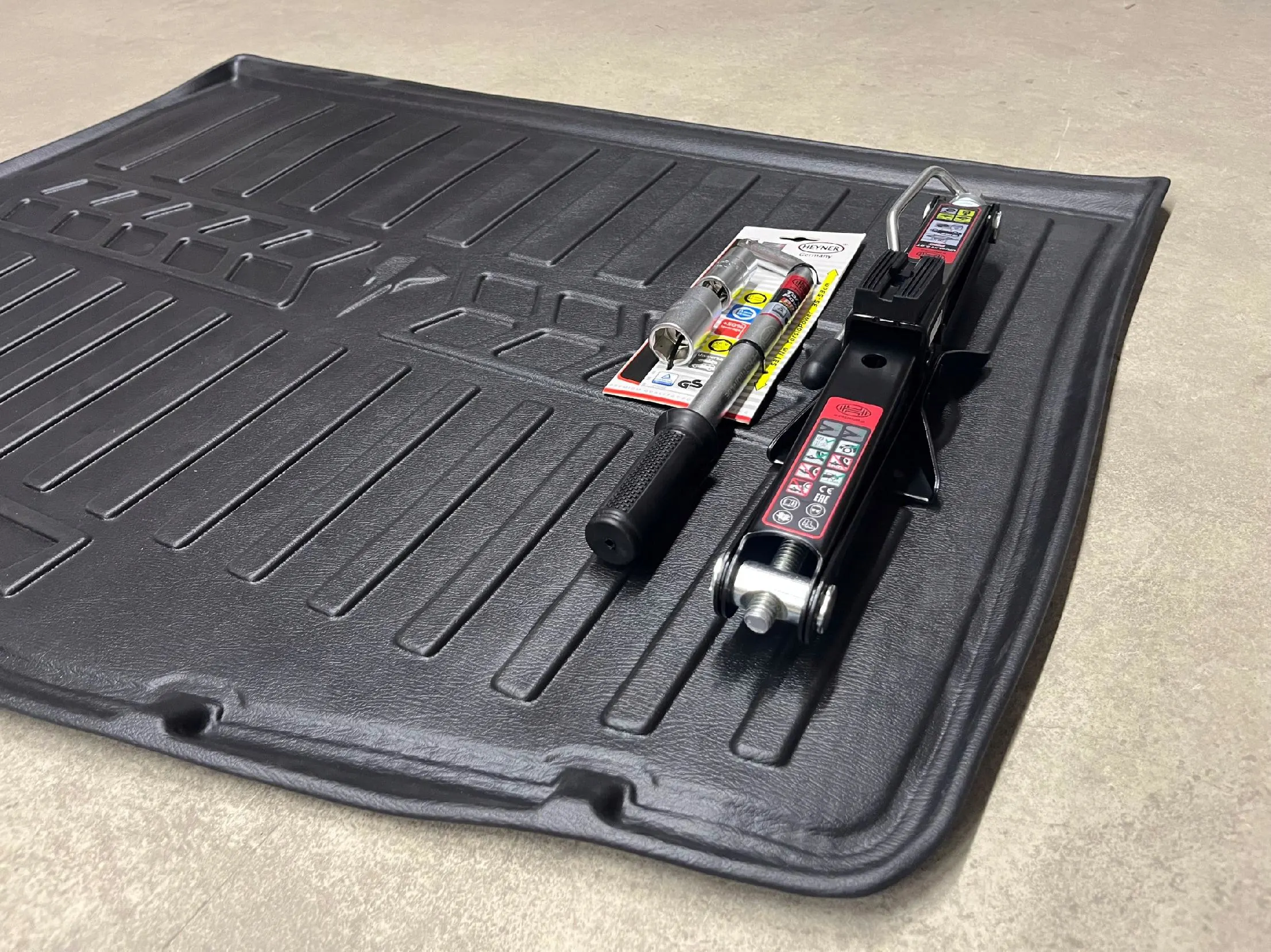 BONI-FF-6009151-256d0522431a183dabd851e7da1f16ee-256d0522431a183dabd851e7da1f16ee