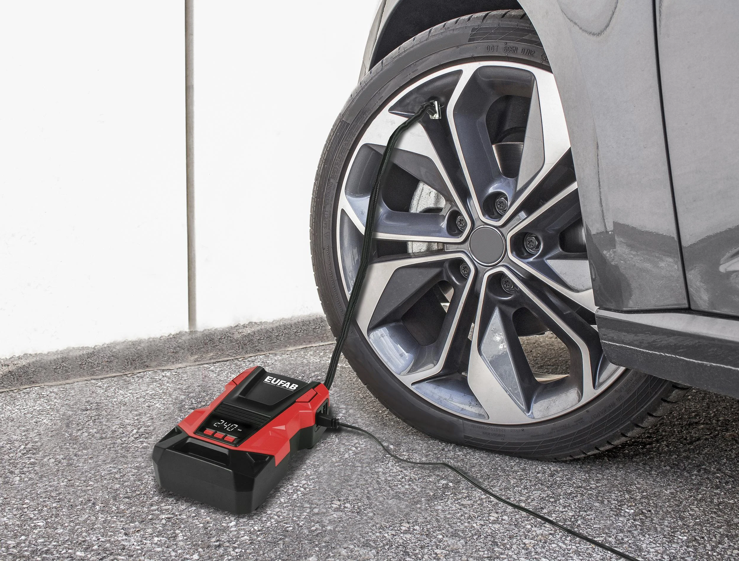 Dual Power Kompressor mit 12V und 230V Anschluss - 0