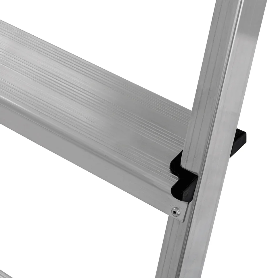 „SAFETY“ STUFEN-STEHLEITER  4 STUFEN - 4