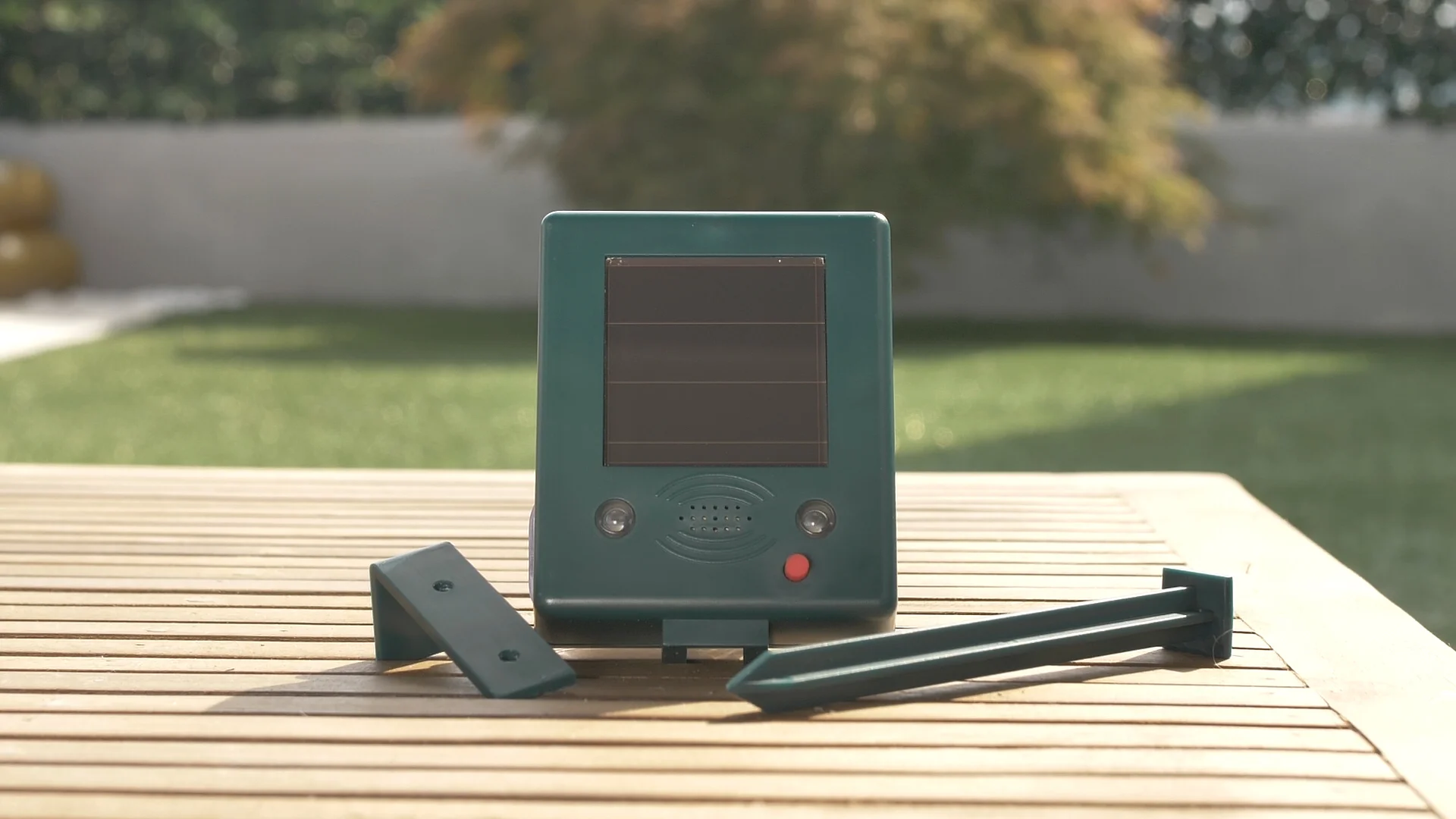 Solar-Vogelschreck mit Abwehrton & Blitzlicht - 1
