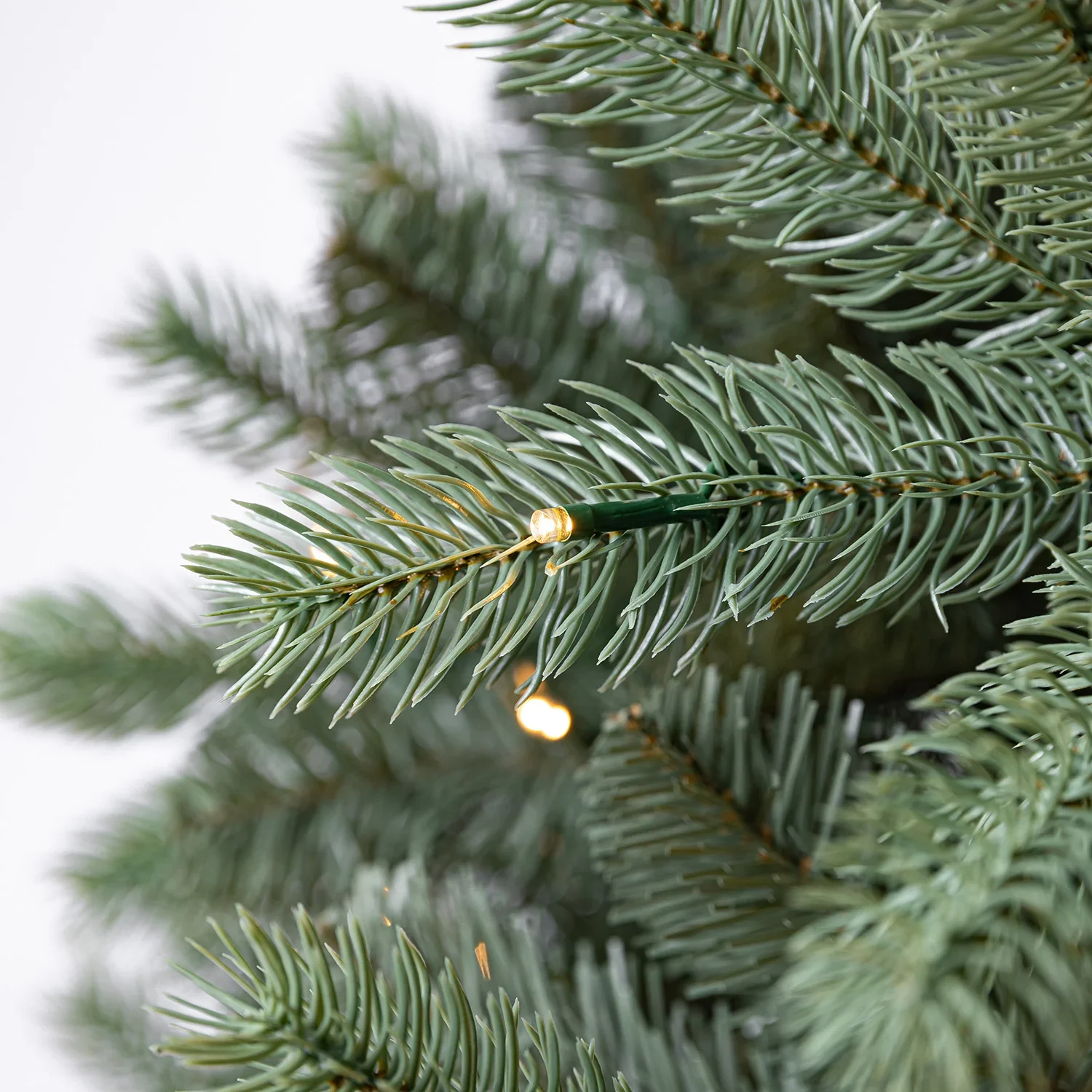 Künstlicher Weihnachtsbaum Vermont Fichte | Inkl. LEDs - 4