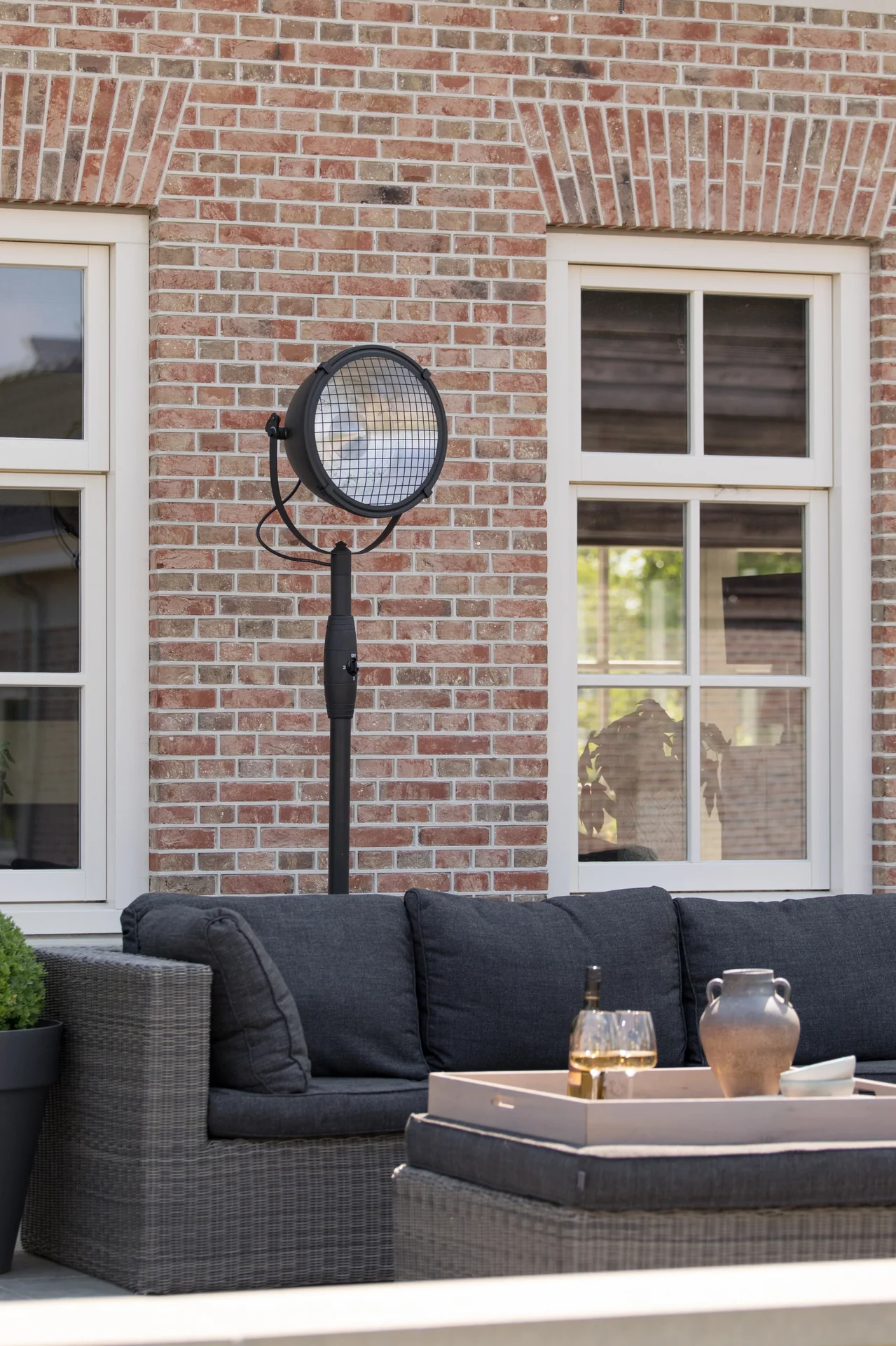 Standheizstrahler Indus II Bright Standing Black 2100 Watt - 2