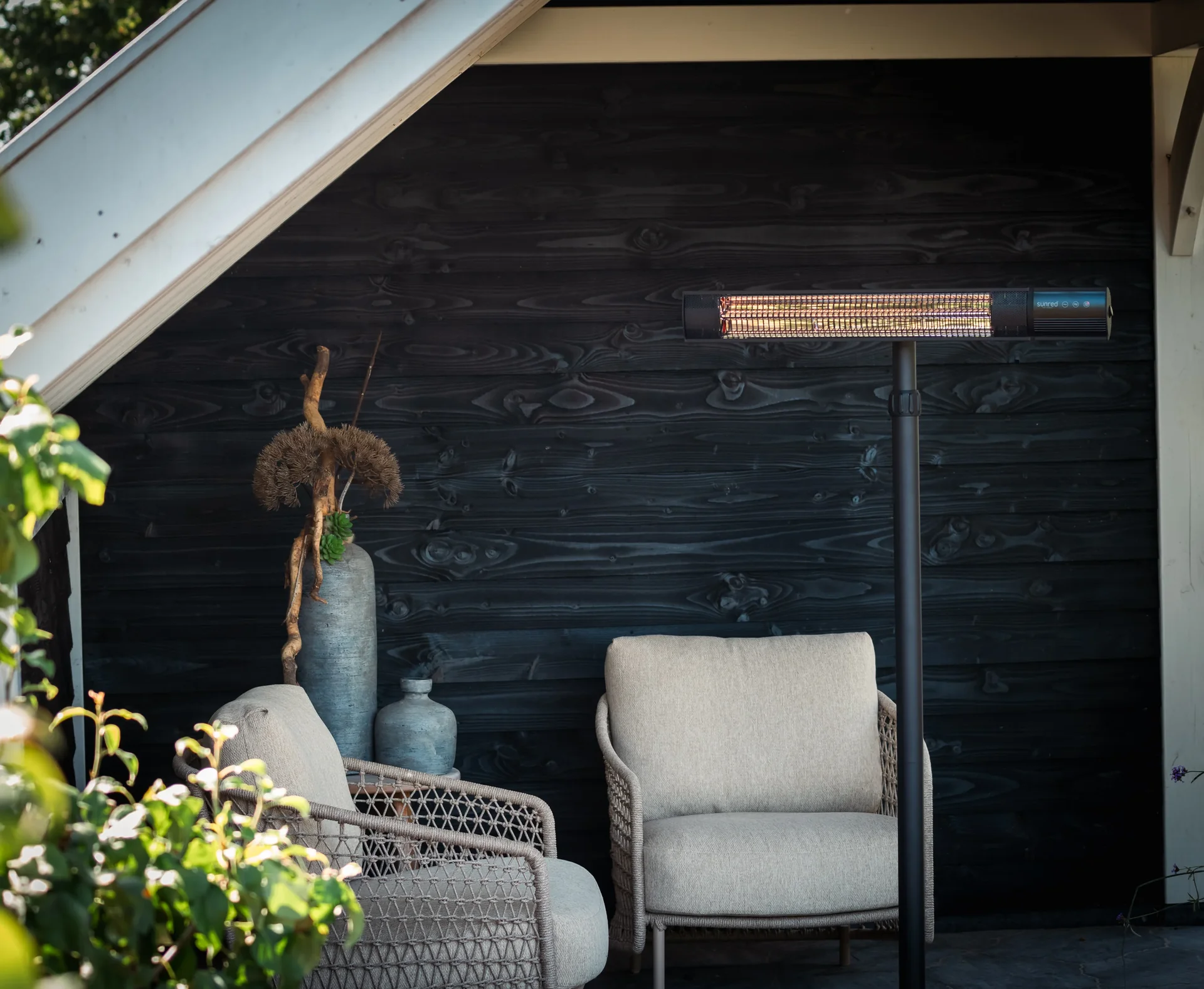 Standheizstrahler Dark Standing Black 2500 Watt - 1