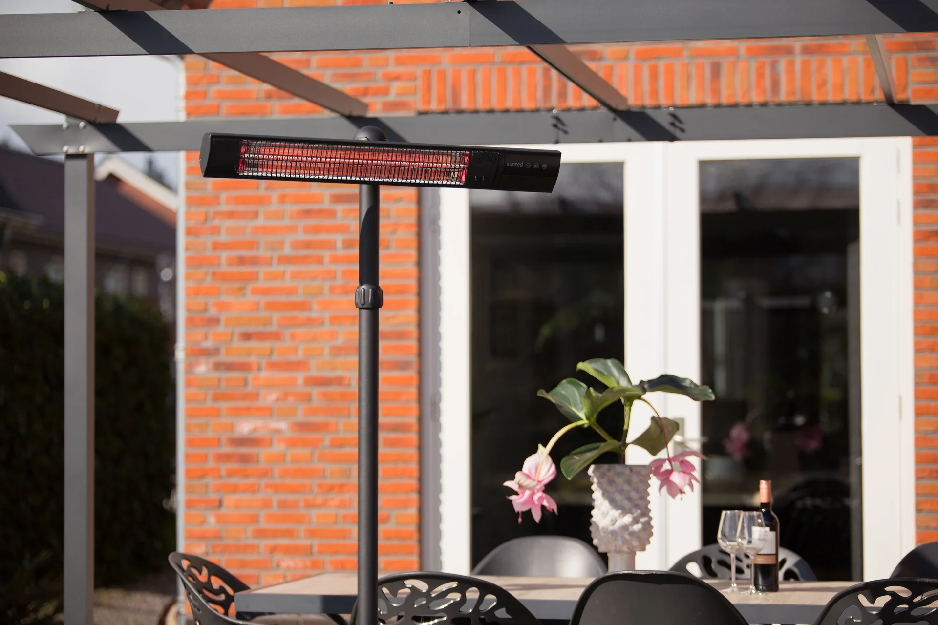 Standheizstrahler Dark Standing Black 2500 Watt - 2