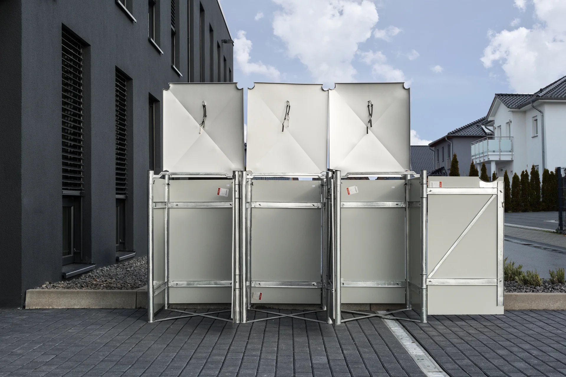 Mülltonnenbox 3er Box, Kunststoff schwarz, für 240 l Tonnen - 3