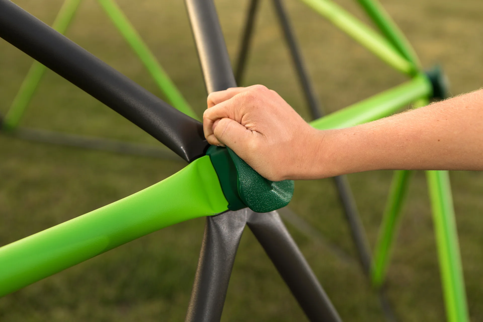 Geodome Kletterkugel 335 x 168 cm - 3