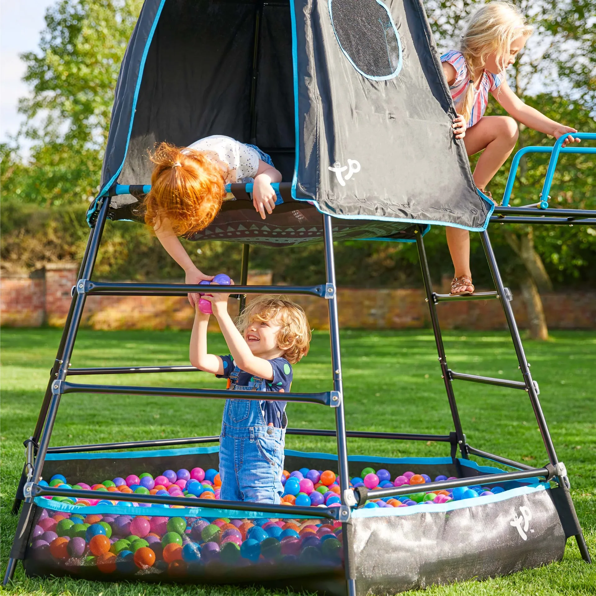 Spielturm Explorer - 2