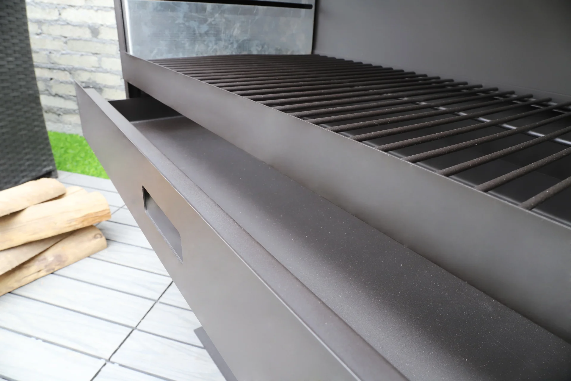 Grill und Kaminofen schwarz - 1