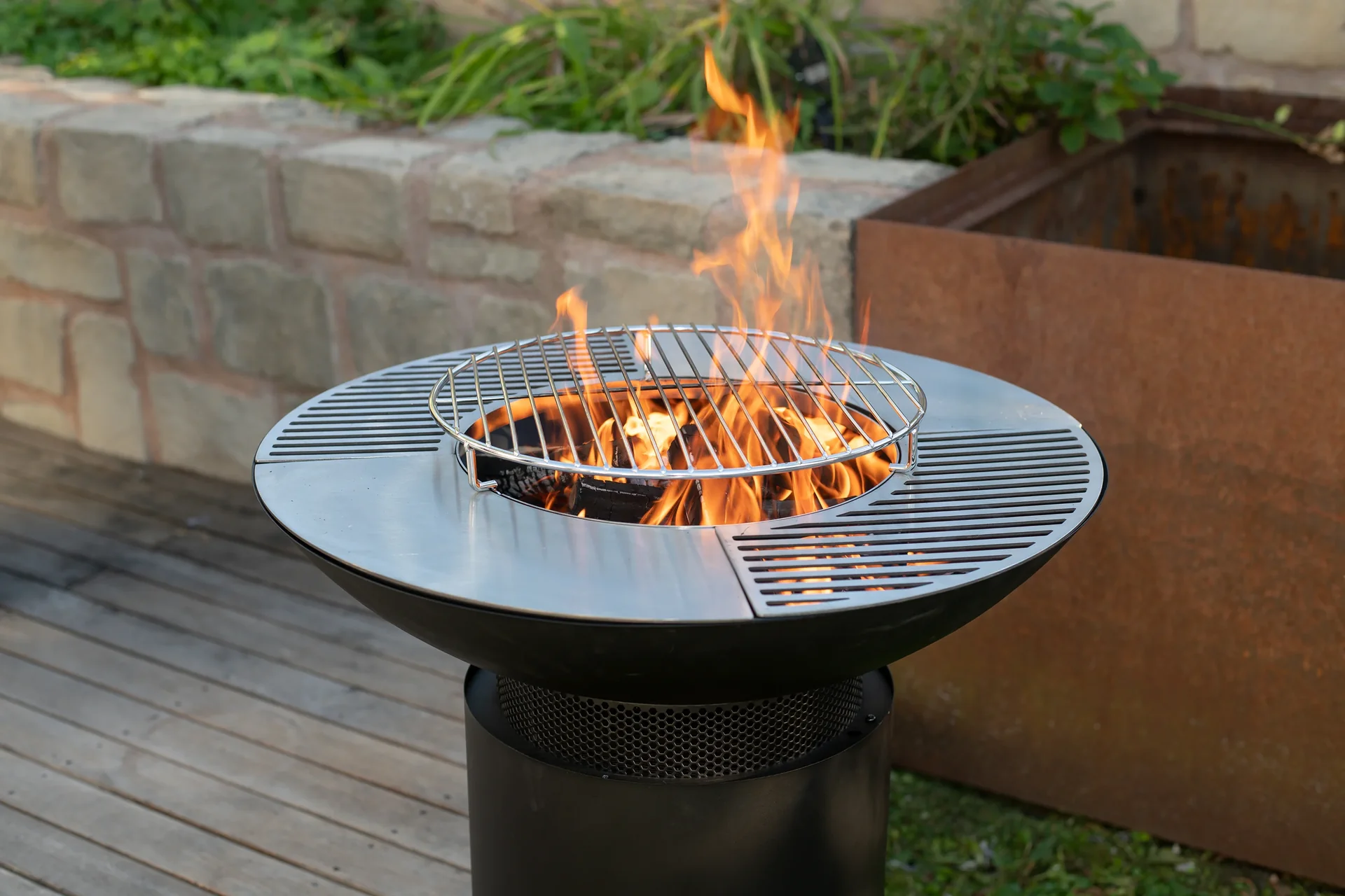 Grill, Plancha und Feuerplatte schwarz - 3