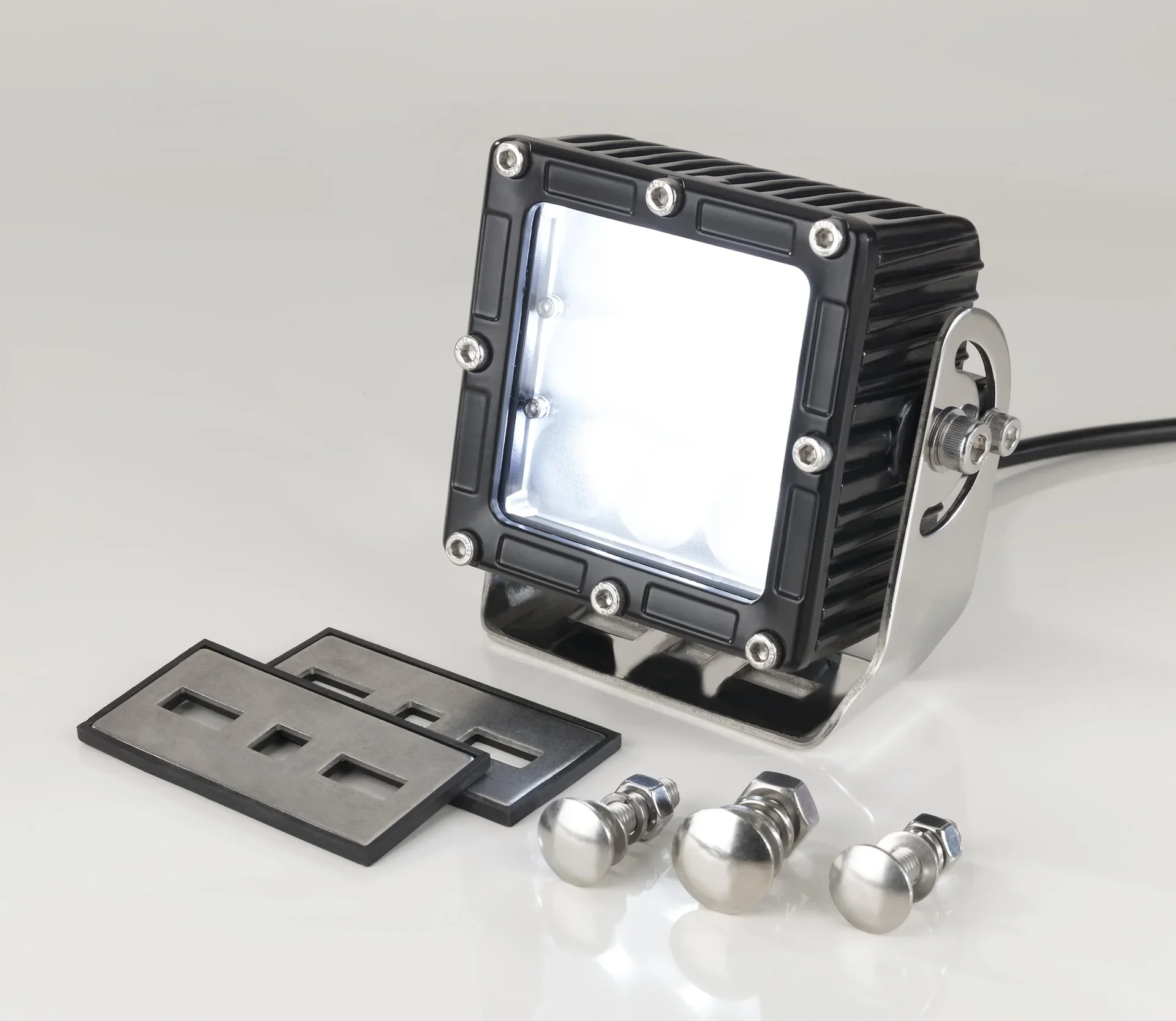 LED-Arbeitsscheinwerfer, quadratisch 9 LEDs 45 Watt - 9