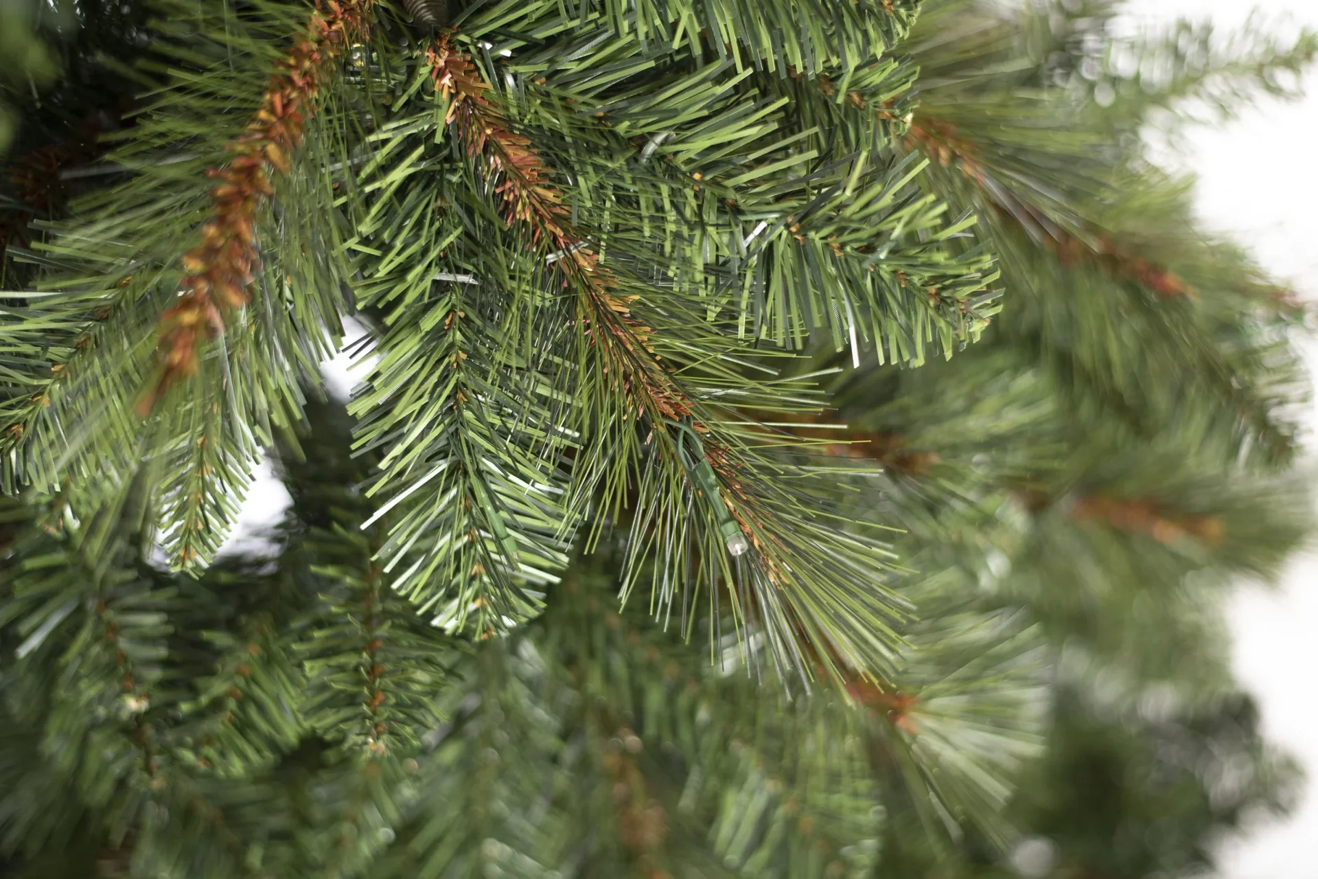 Künstlicher Weihnachtsbaum Fichte inklusive Lichterkette 180 cm Grün - 8
