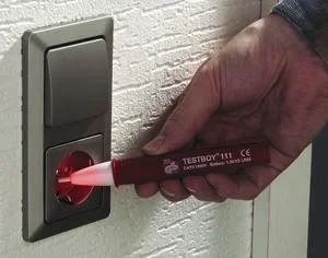 Spannungsprüfer 111 mit optischem & akustischem Signal & Leuchte - 0